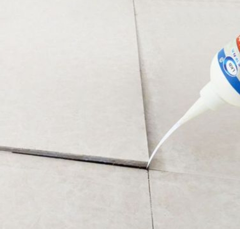 甘泉瓷砖空鼓维修公司分享卫生间瓷砖脱落的原因可能有以下几点